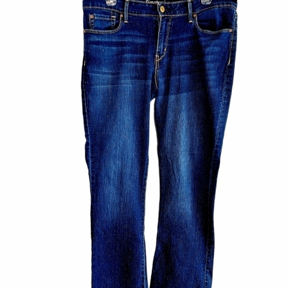 Signature By Levi Modern Boot Cut Stretch Jeans 14 - Picture 1 of 10